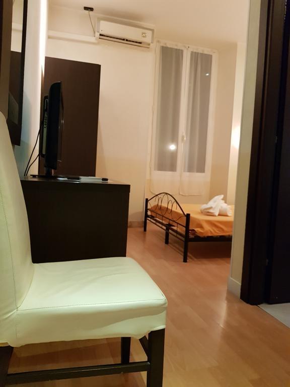 Memole Inn Sanremo Rum bild